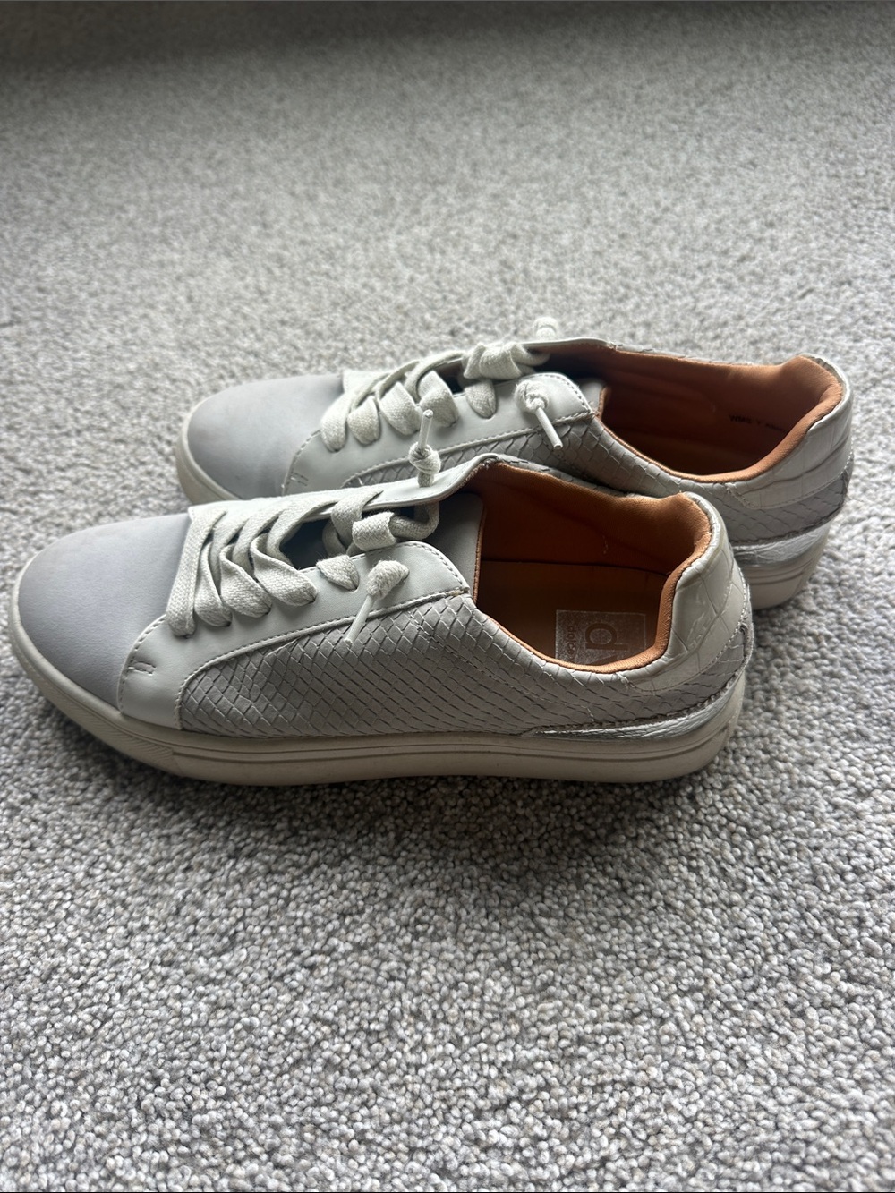DV by Dolce Vita Light Gray Sneakers with Tan Interior